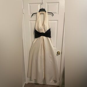 NWT Elegant Nicole by Nicole Miller Ivory and Black Evening Dress Size 12